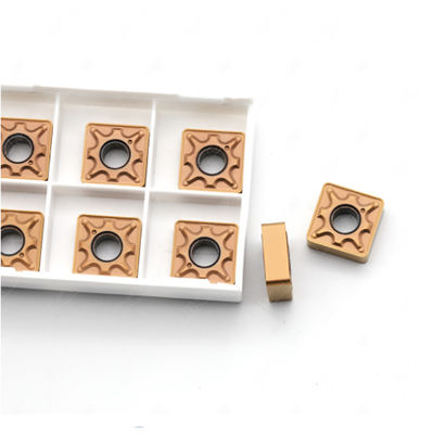 Машина токарного станка CNC цементировала вставки режущего инструмента SNMG120404 карбида стальные заканчивая