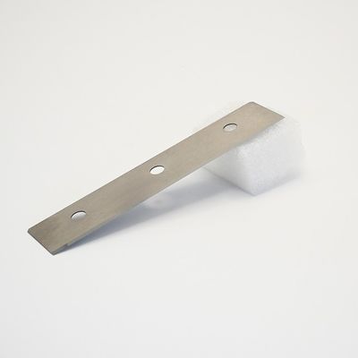 Заказной твердосплавный нож из карбида вольфрама для резки химических волокон с тремя отверстиями, нож для промышленных машин для резки пленочных материалов